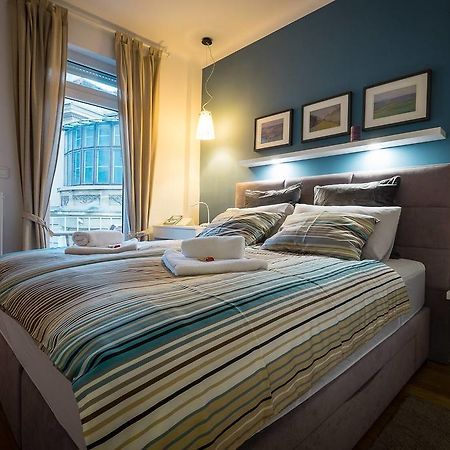 Caelestis Apartment Zagreb Buitenkant foto